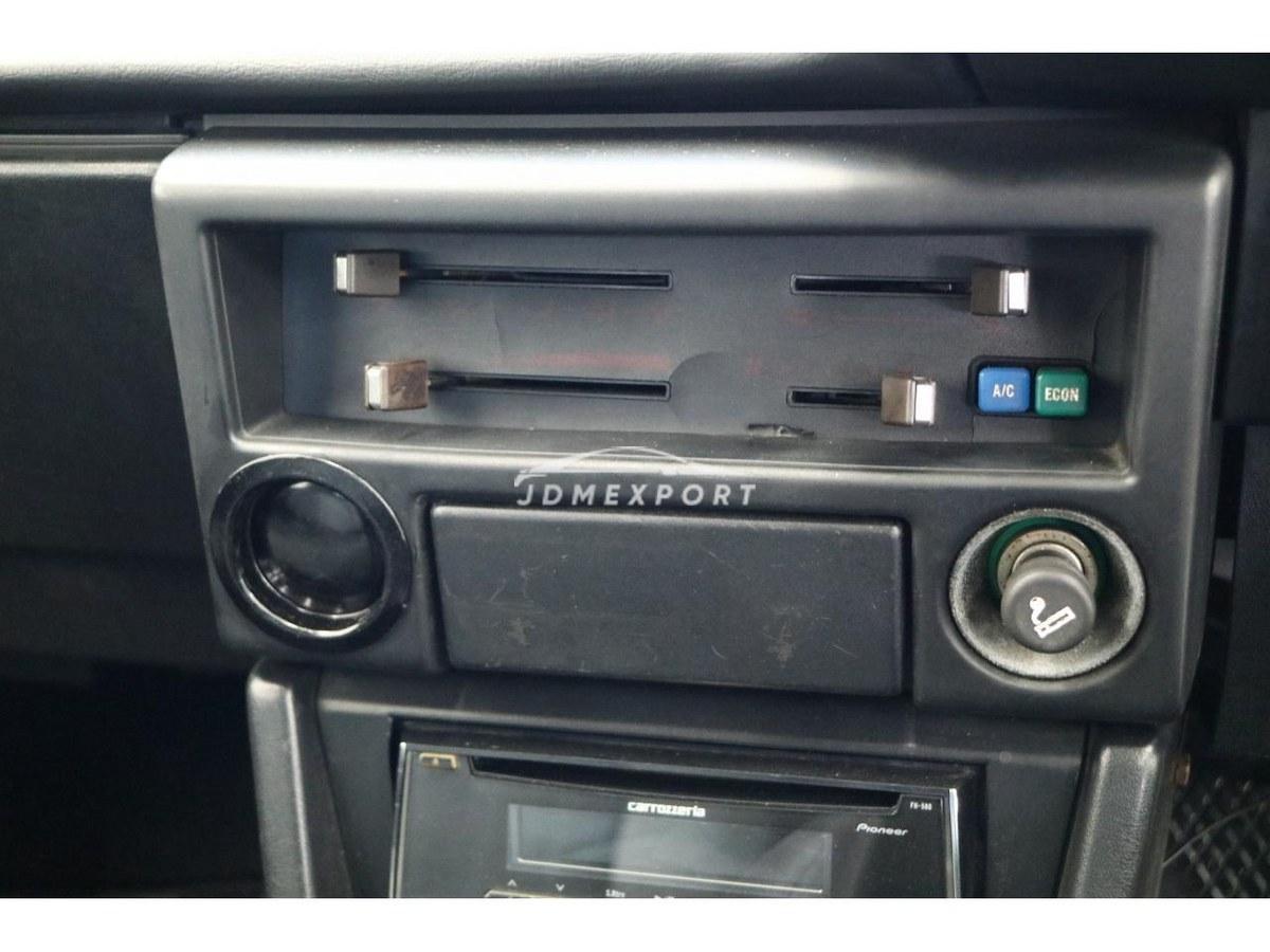 Toyota Corolla Levin 1985 thumbnail 57
