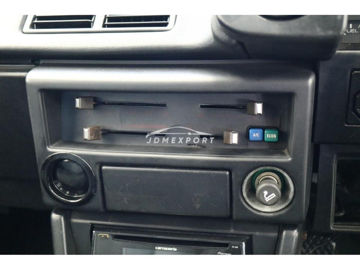 Toyota Corolla Levin 1985 thumbnail 8