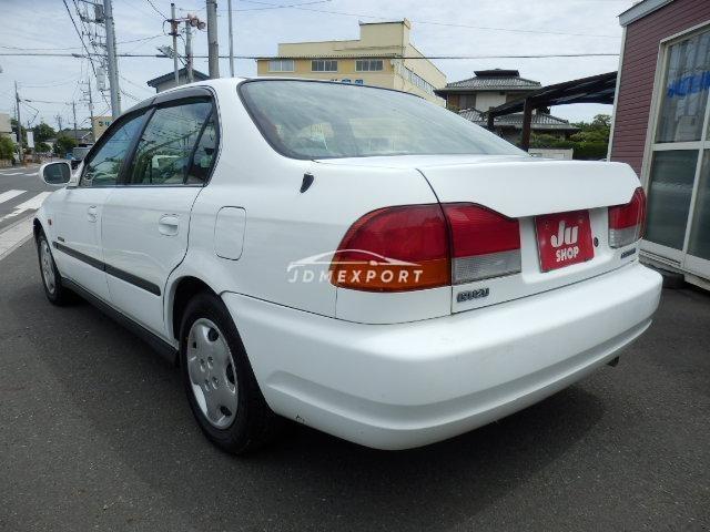 Isuzu Gemini 2000 thumbnail 4
