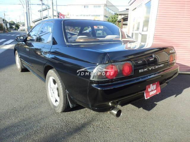 Nissan Skyline 1990 thumbnail 2