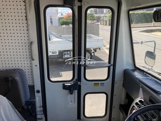 Daihatsu Mira Van 1996 thumbnail 8