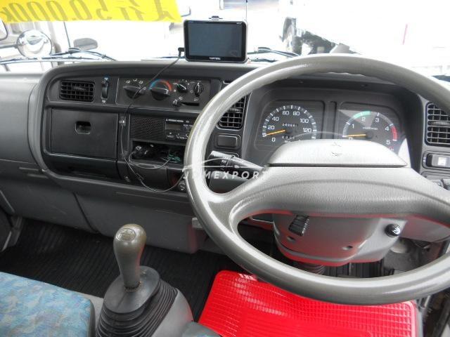 Mitsubishi Fuso Canter Guts 2001 thumbnail 10