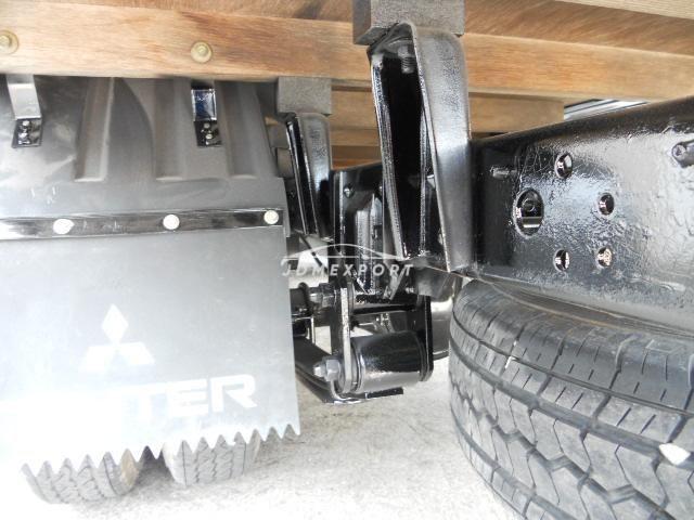 Mitsubishi Fuso Canter Guts 2001 thumbnail 25
