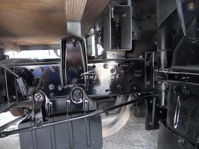 Mitsubishi Fuso Canter Guts 2001 thumbnail 24