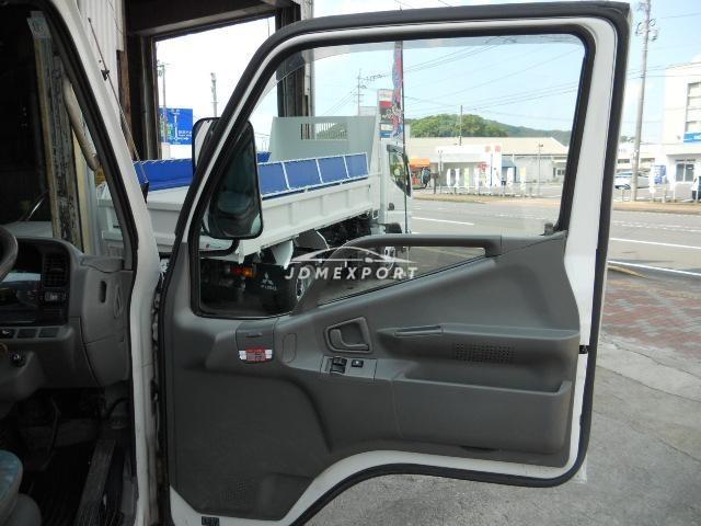 Mitsubishi Fuso Canter Guts 2001 thumbnail 21