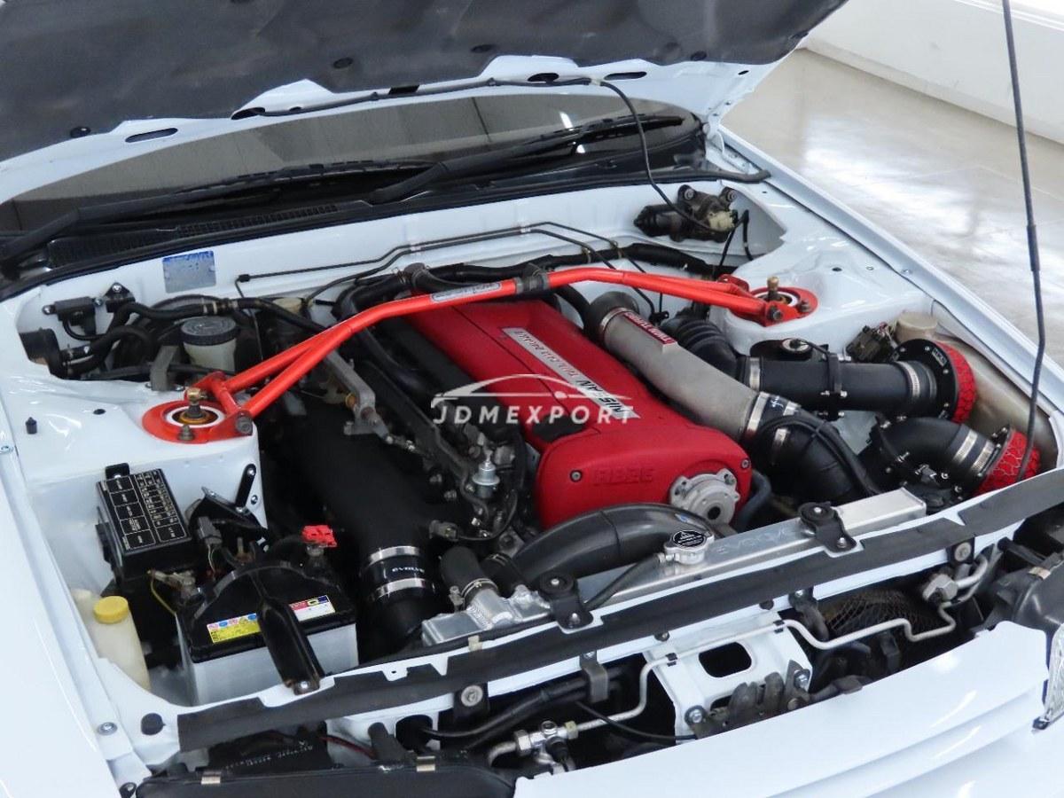 Nissan Skyline 1993 thumbnail 3