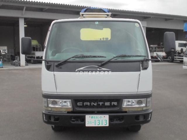 Mitsubishi Fuso Canter 2001 thumbnail 2