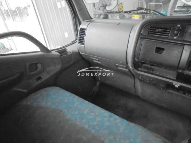 Mitsubishi Fuso Canter 2001 thumbnail 15