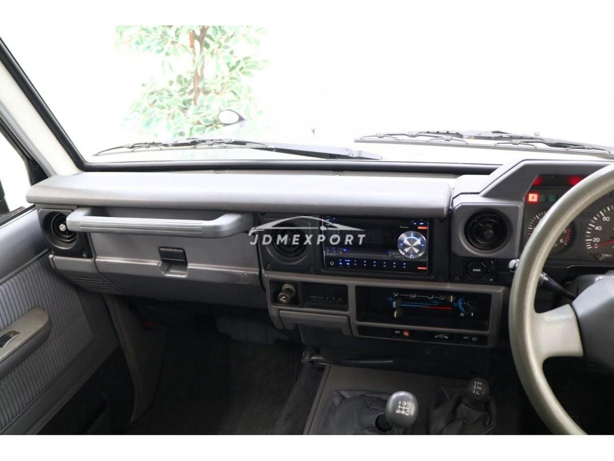 Toyota Land Cruiser Prado 1993 thumbnail 63
