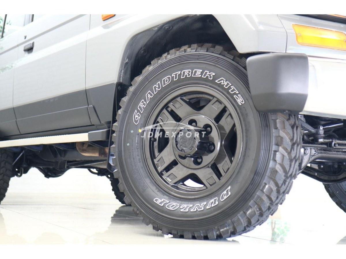 Toyota Land Cruiser Prado 1993 thumbnail 4