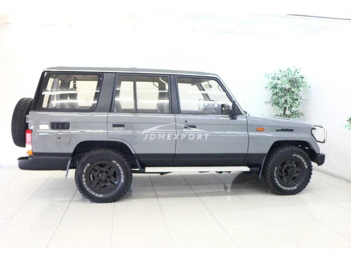 Toyota Land Cruiser Prado 1993 thumbnail 60