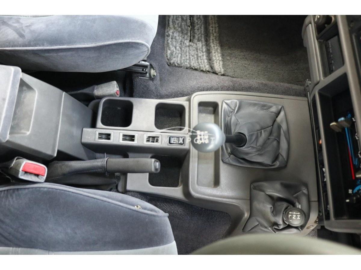 Toyota Land Cruiser Prado 1993 thumbnail 68