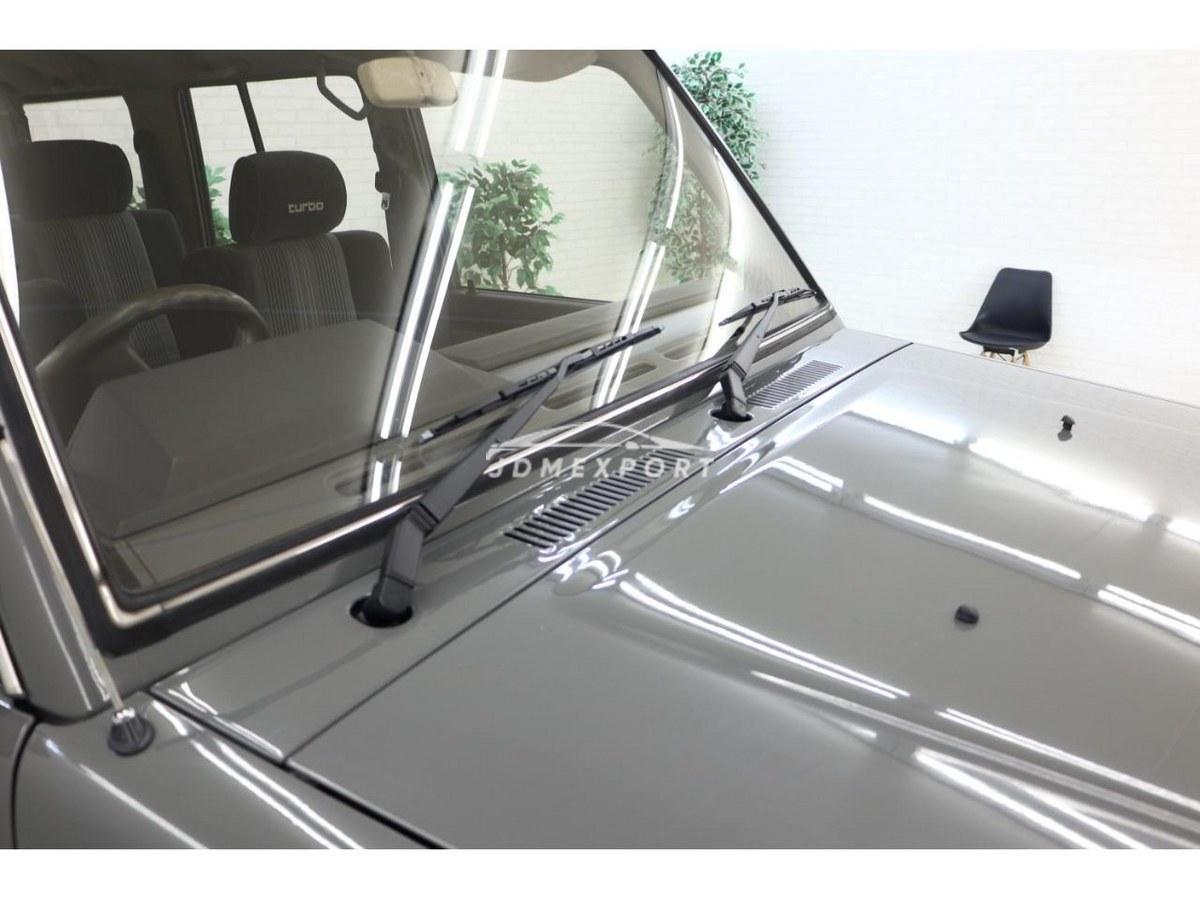 Toyota Land Cruiser Prado 1993 thumbnail 44
