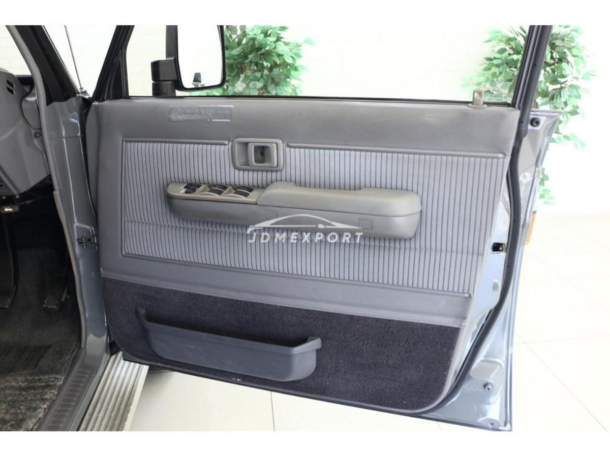 Toyota Land Cruiser Prado 1993 thumbnail 74