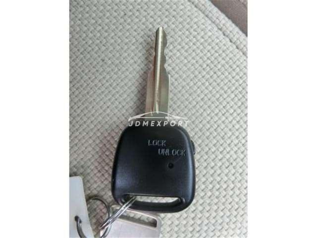 Toyota Will Vi 2001 thumbnail 5