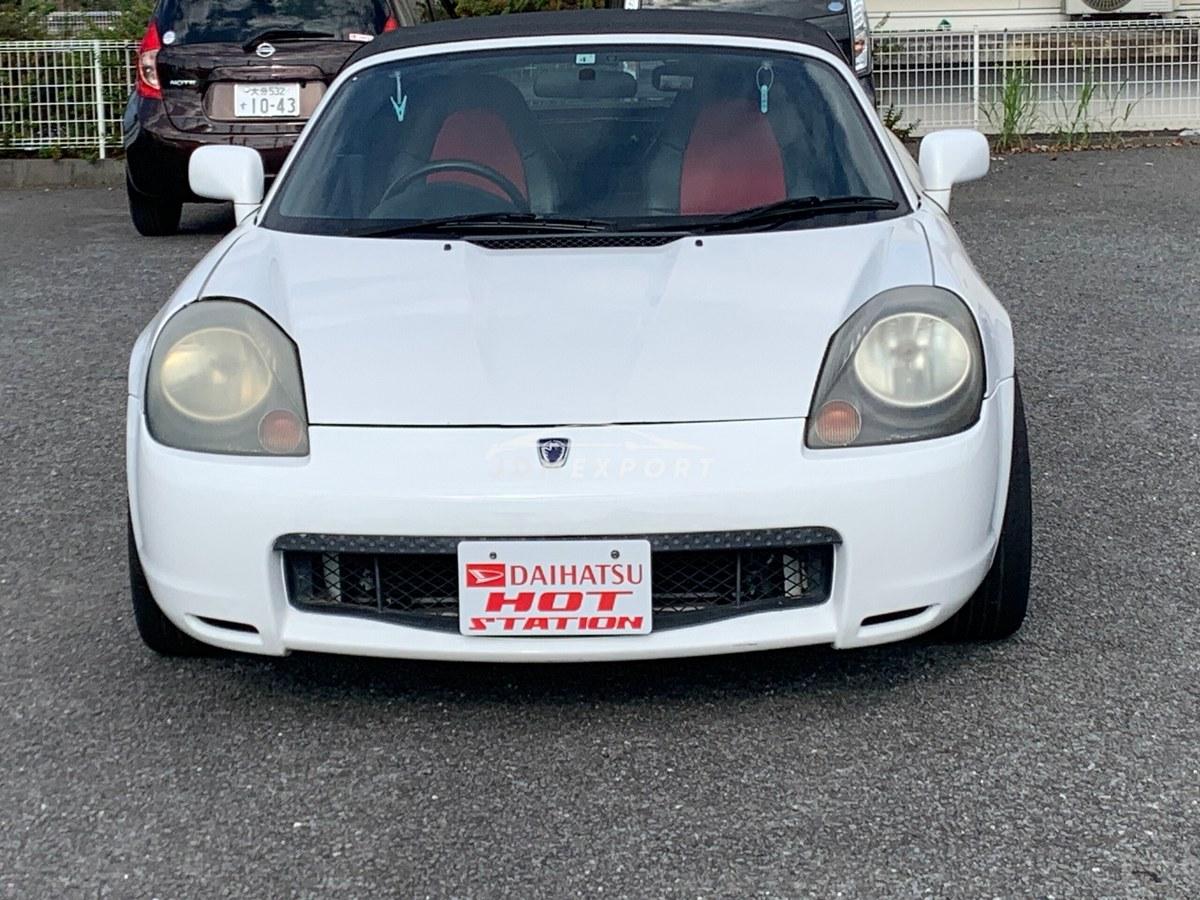 Toyota MR-S 2000 thumbnail 2