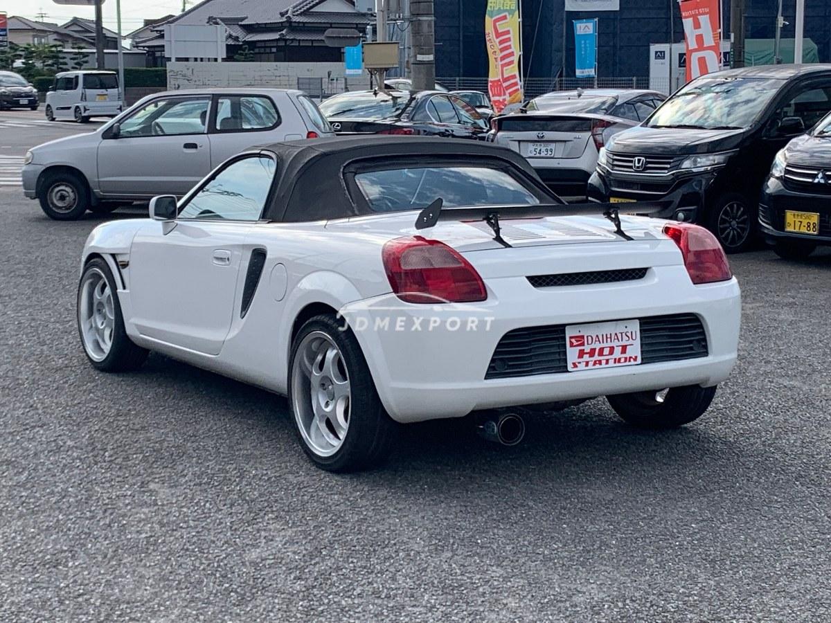 Toyota MR-S 2000 thumbnail 4