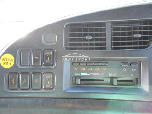 Isuzu Giga 1999 thumbnail 17