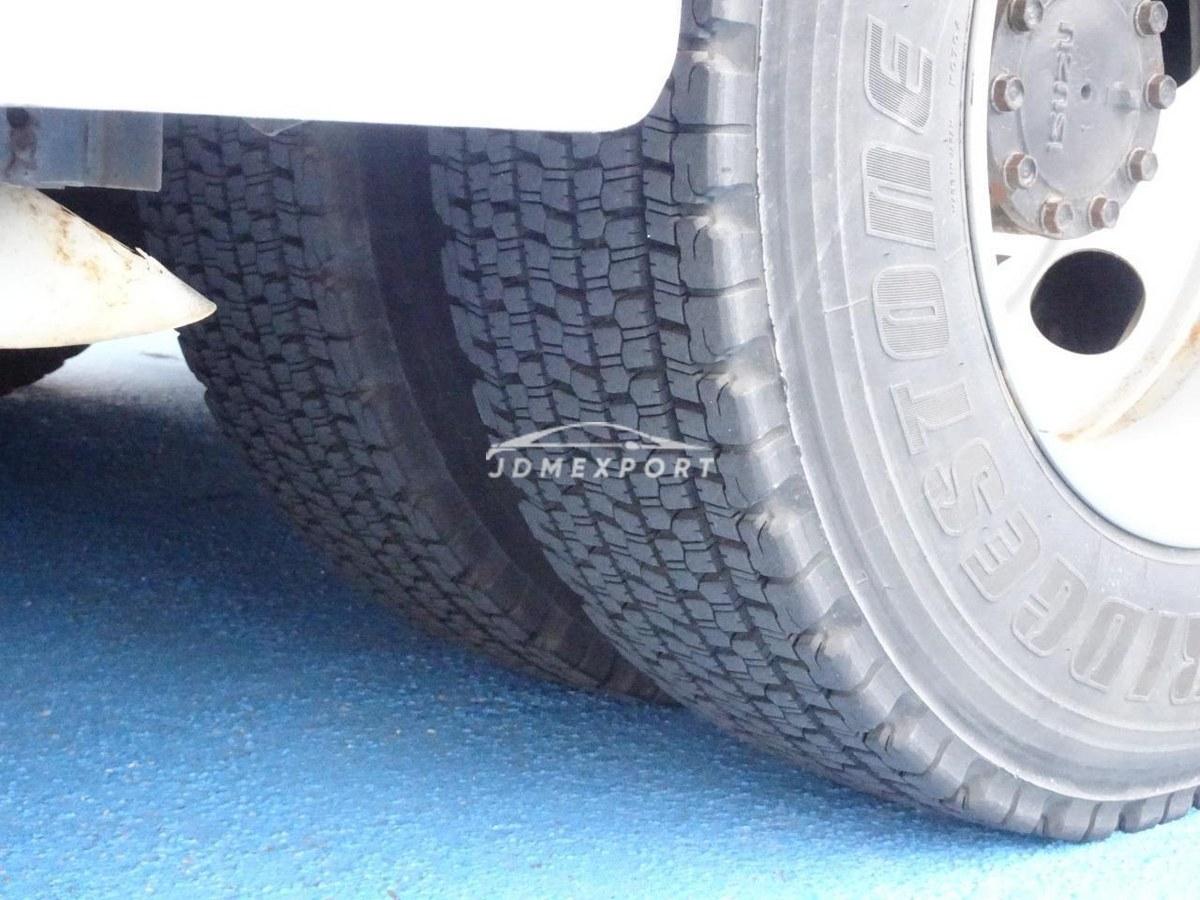 Isuzu Forward 2002 thumbnail 16