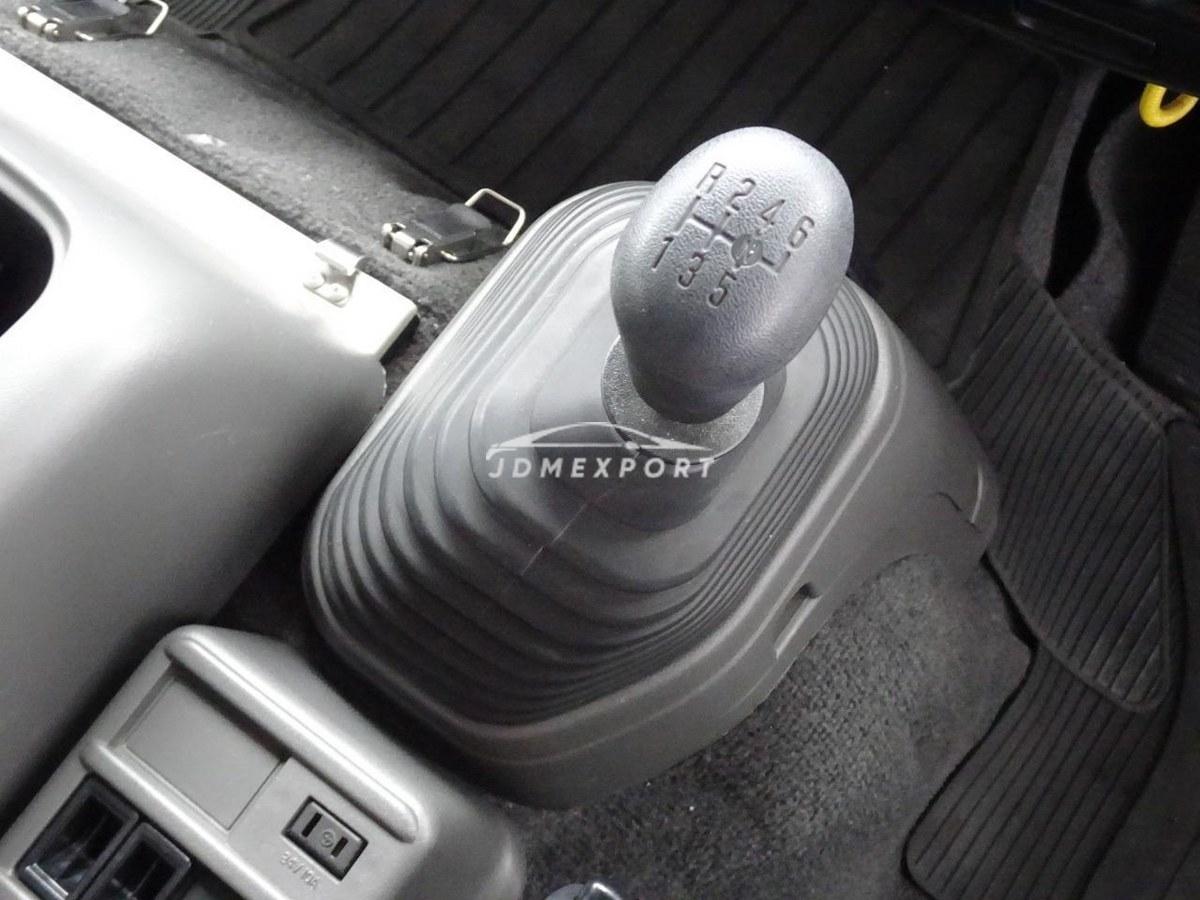 Isuzu Forward 2002 thumbnail 48