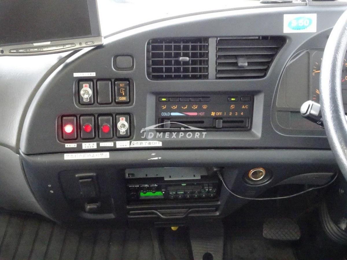 Isuzu Forward 2002 thumbnail 46