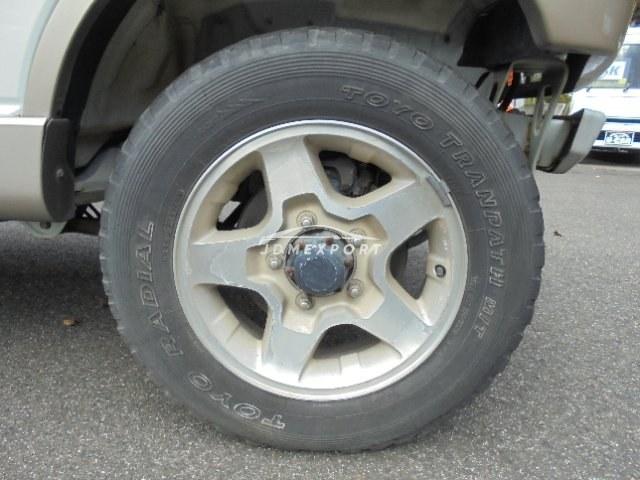 Suzuki Jimny 2001 thumbnail 8