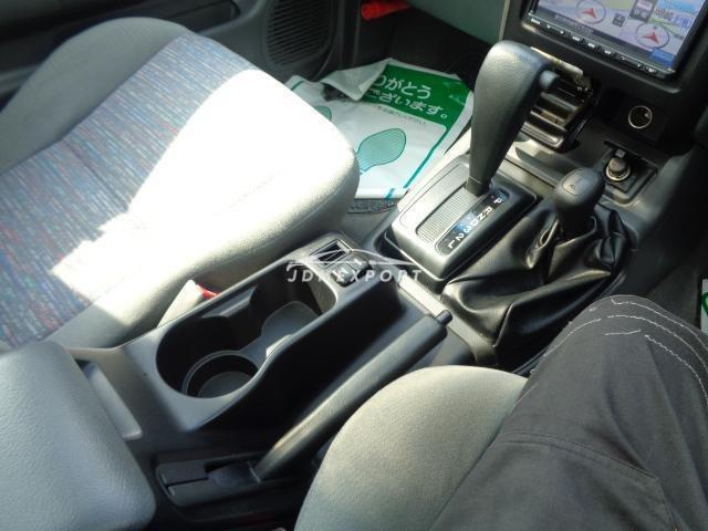 Isuzu MU 1999 thumbnail 13