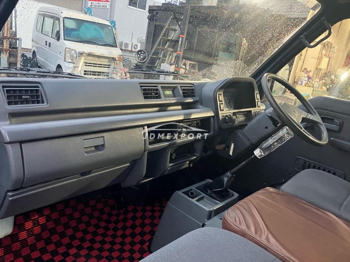 Isuzu Fargo Truck 1992 thumbnail 28