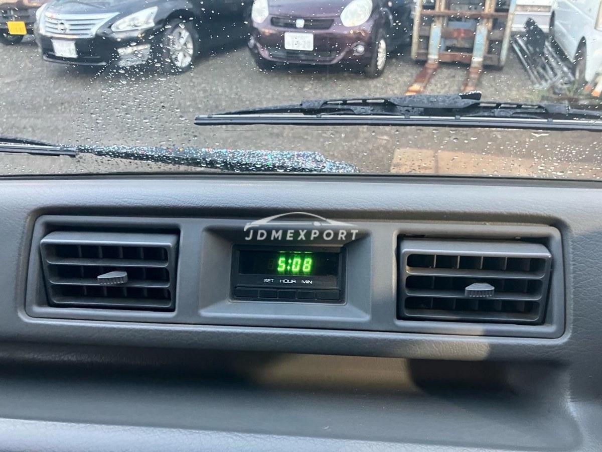 Isuzu Fargo Truck 1992 thumbnail 24