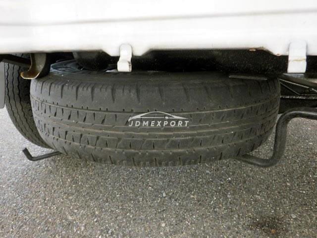 Daihatsu Hijet Truck 2000 thumbnail 21