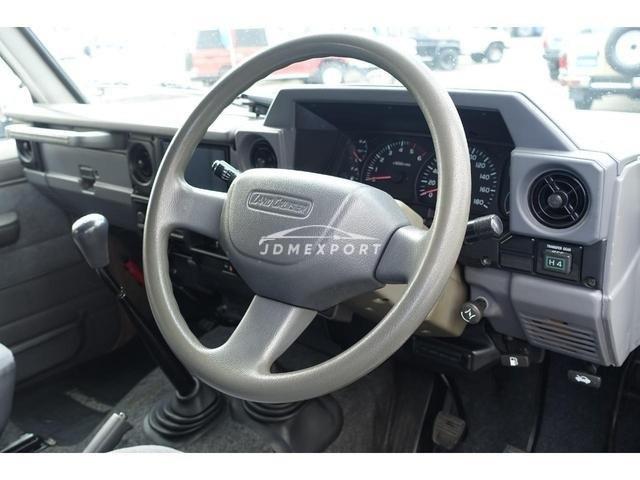 Toyota Land Cruiser 70 2000 thumbnail 21