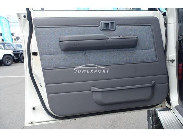 Toyota Land Cruiser 70 2000 thumbnail 38