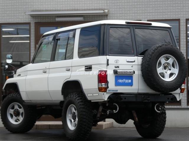 Toyota Land Cruiser 70 2000 thumbnail 10