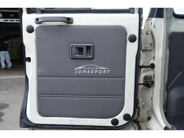Toyota Land Cruiser 70 2000 thumbnail 32