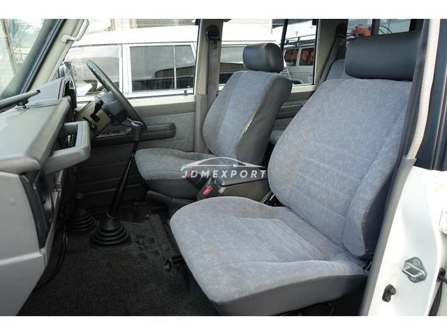 Toyota Land Cruiser 70 2000 thumbnail 35