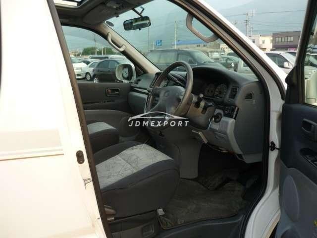 Toyota Touring Hiace 2001 thumbnail 6