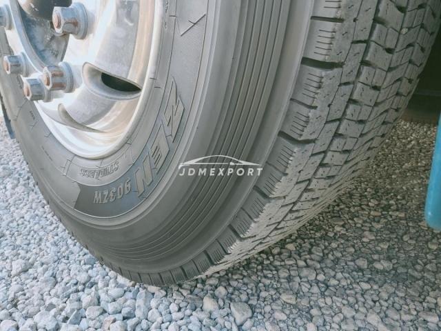 Isuzu Gala 2001 thumbnail 13
