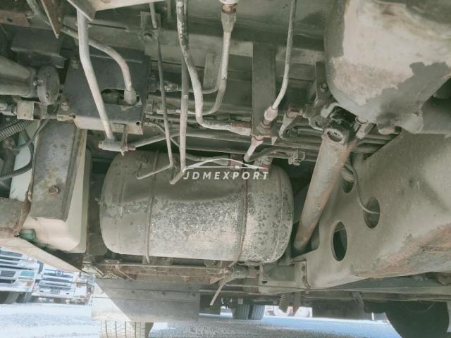 Isuzu Gala 2001 thumbnail 9