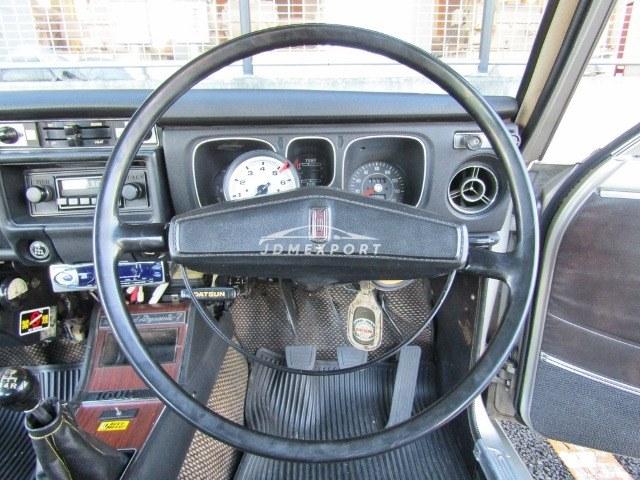 Nissan Bluebird 1971 thumbnail 13