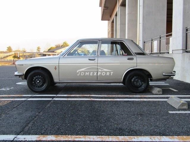 Nissan Bluebird 1971 thumbnail 8