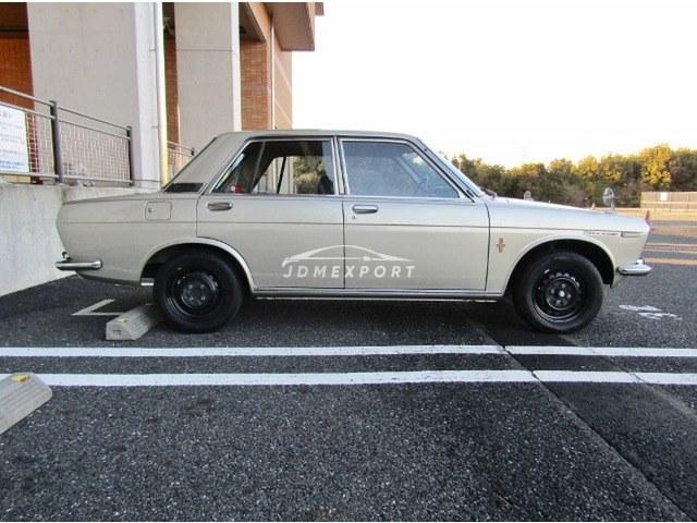 Nissan Bluebird 1971 thumbnail 7