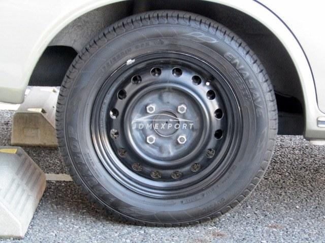 Nissan Bluebird 1971 thumbnail 19