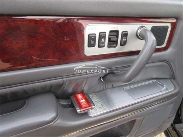 Toyota Century 2000 thumbnail 5