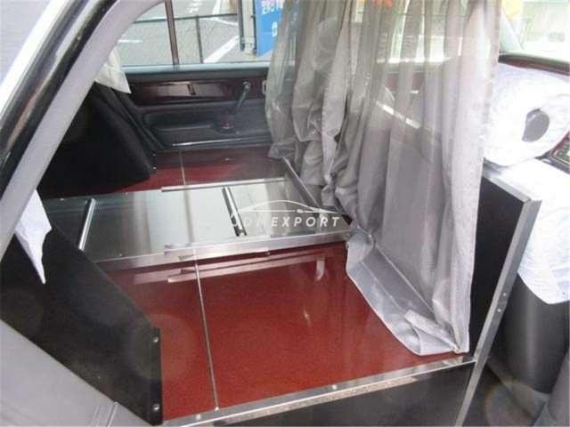 Toyota Century 2000 thumbnail 19