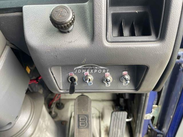 Hino Ranger 1989 thumbnail 6