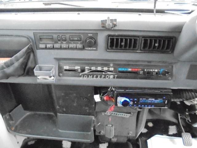 Daihatsu Mira Van 1991 thumbnail 16