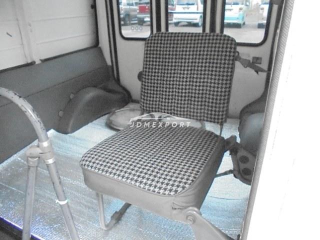 Daihatsu Mira Van 1991 thumbnail 5