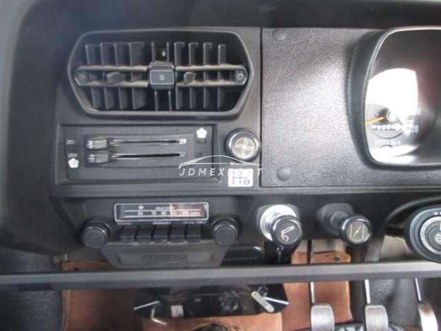 Suzuki Fronte 1976 thumbnail 12