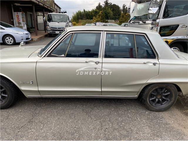 Nissan Skyline 1971 thumbnail 11