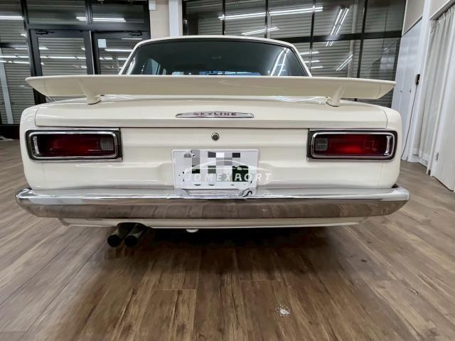 Nissan Skyline 1971 thumbnail 2